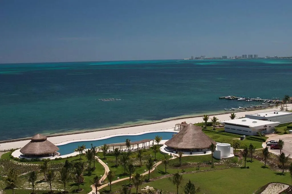 Apartment Amara Cancun Beachfront Condo Mexico
